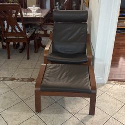 Chair With ottoman 