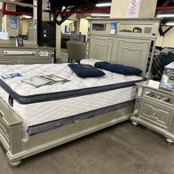 Queen Bedroom Set $1299