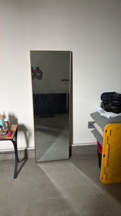 Modern Full-Length Floor Mirror – Gold Metal Frame