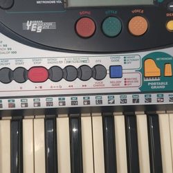 Yamaha Keyboard 