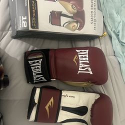 Everlast Power Lock Boxing Gloves 