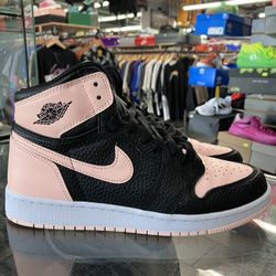 Women’s Air Jordan 1 Retro High Black Crimson Tint