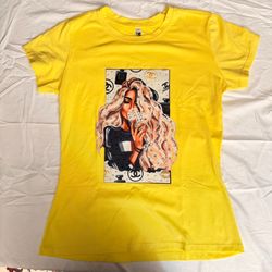 Women’s Yellow Fashion Graphic T-Shirt Rhinestone Accent Short Sleeve Size L NWOT