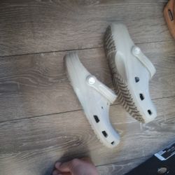 Brand New Crocs Size 7 In Men, Size 9 In Women
