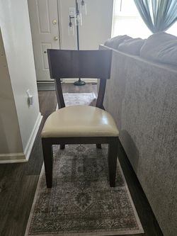 Dinning chair (beige)