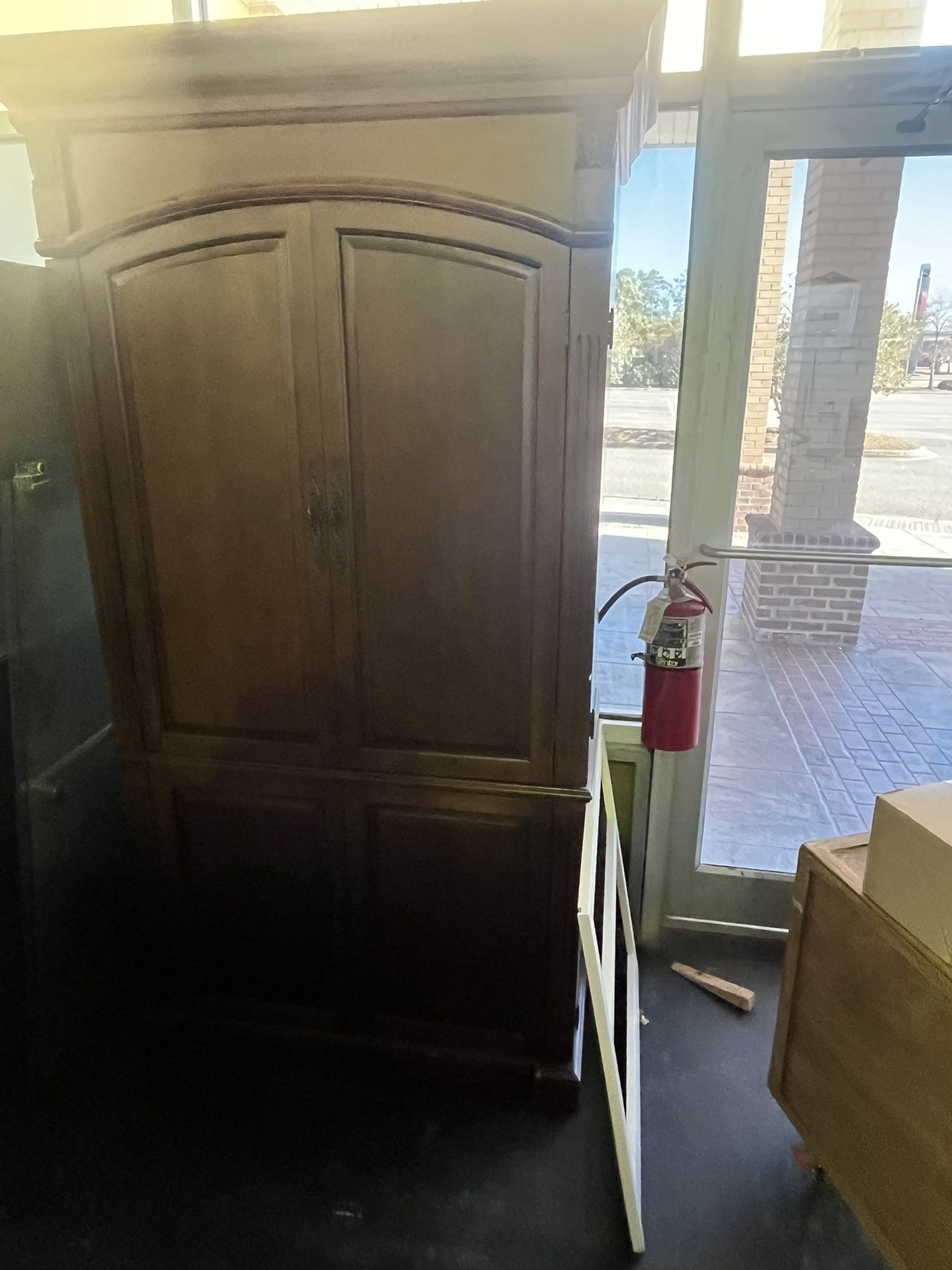 Armoire