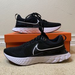 Nike React Infinity Run Flyknit 2 “Black White”