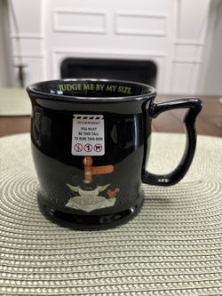 Disney 2010 ceramic Star Wars DO YOU JUDGE ME BY MY SIZE? Yoda Mug