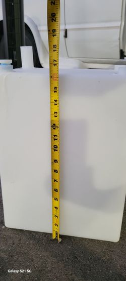 6 Gal. Water Storage Tank