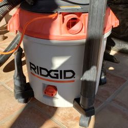 Ridgid 12gal Wet/dry Vac