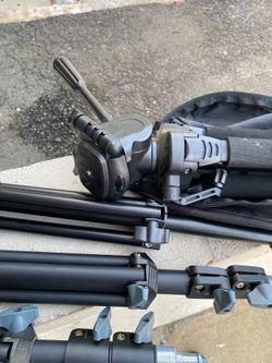Tripods for camera and tablet