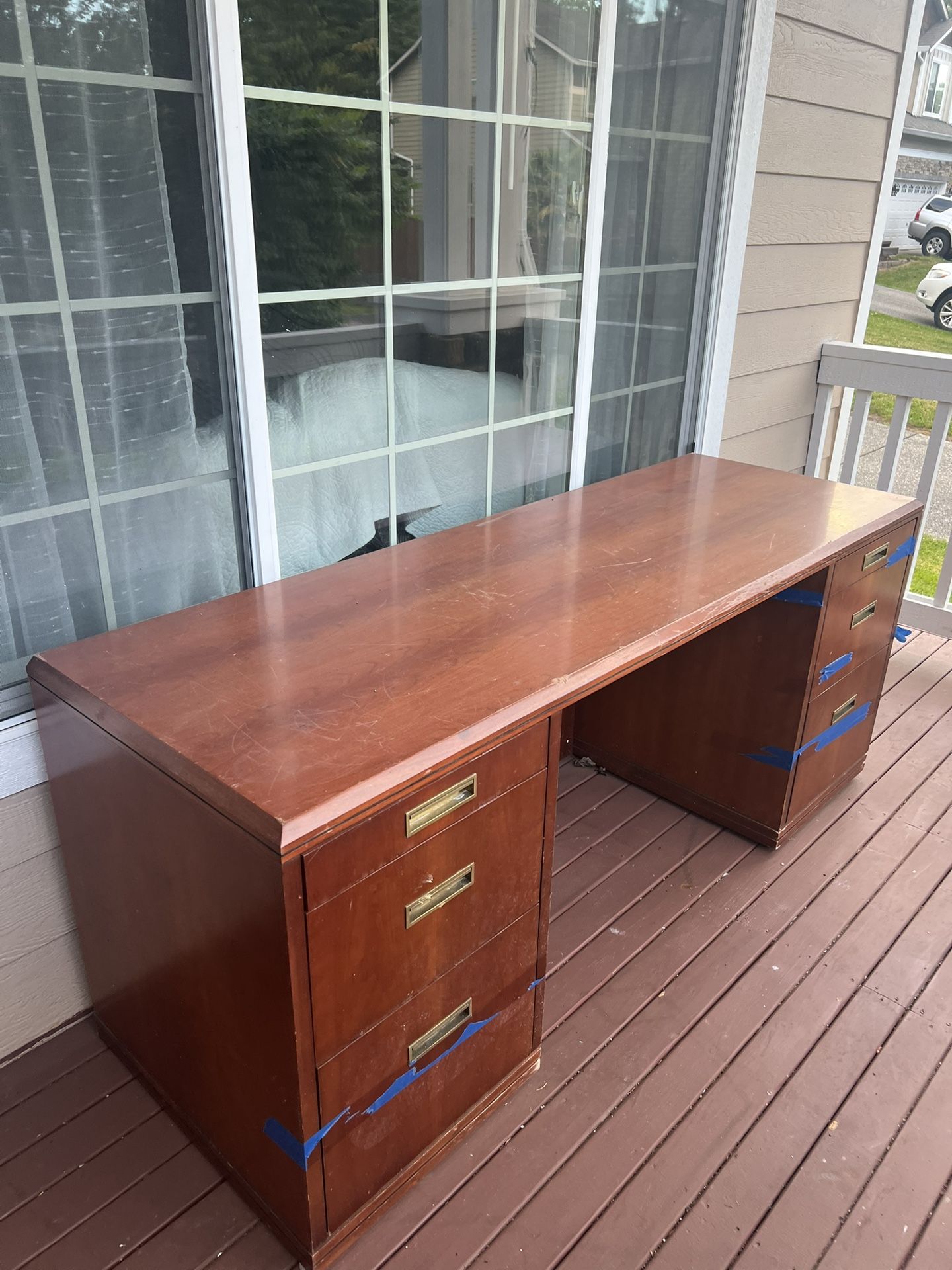 Free Table