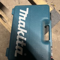 Makita GA4030K 4" Angle Grinder, with tool case