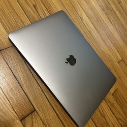Mac Book Pro (13 Inch)