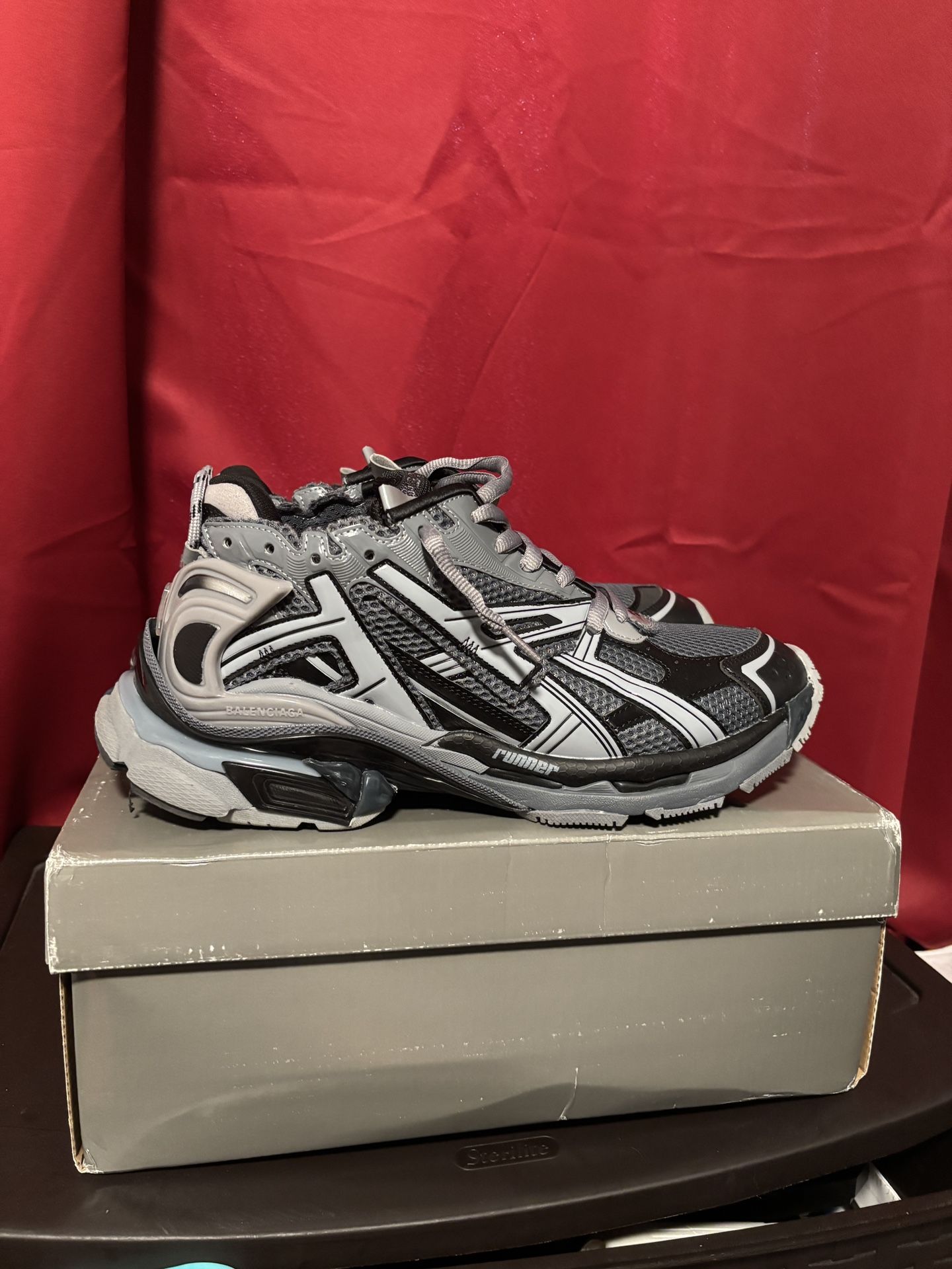 Balenciaga Runners Dark Grey Black