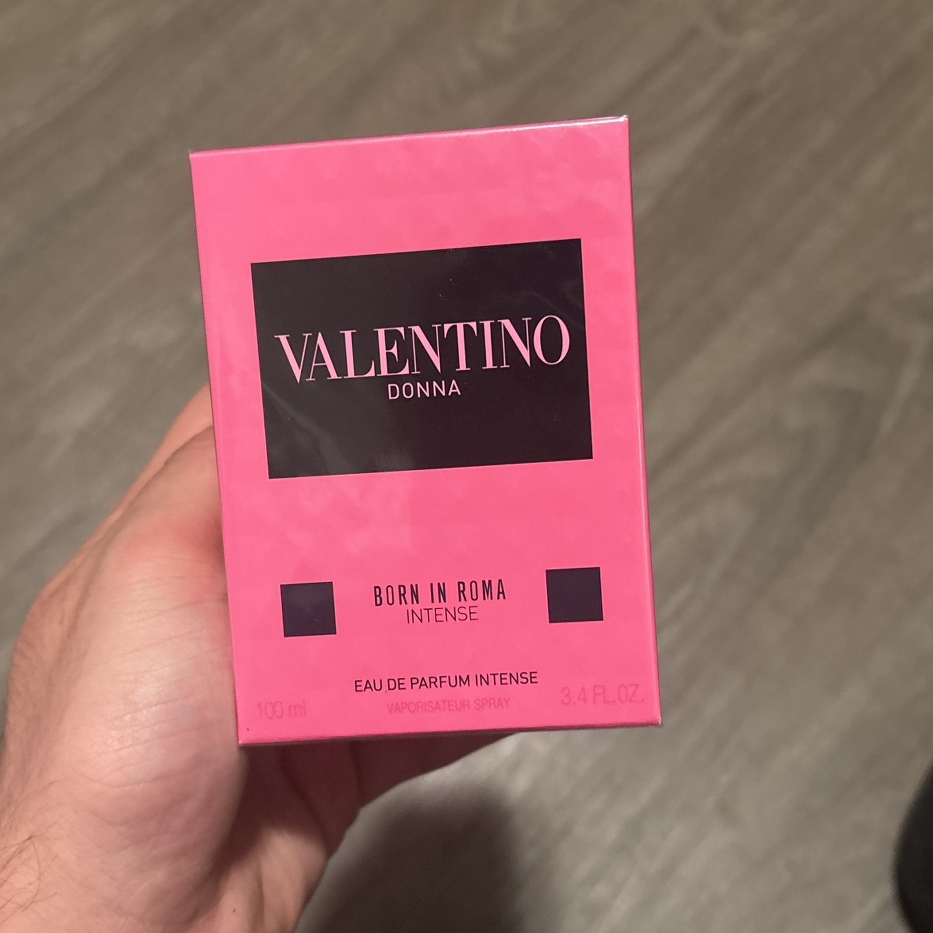 VALENTINO Donna Born In Roma Intense