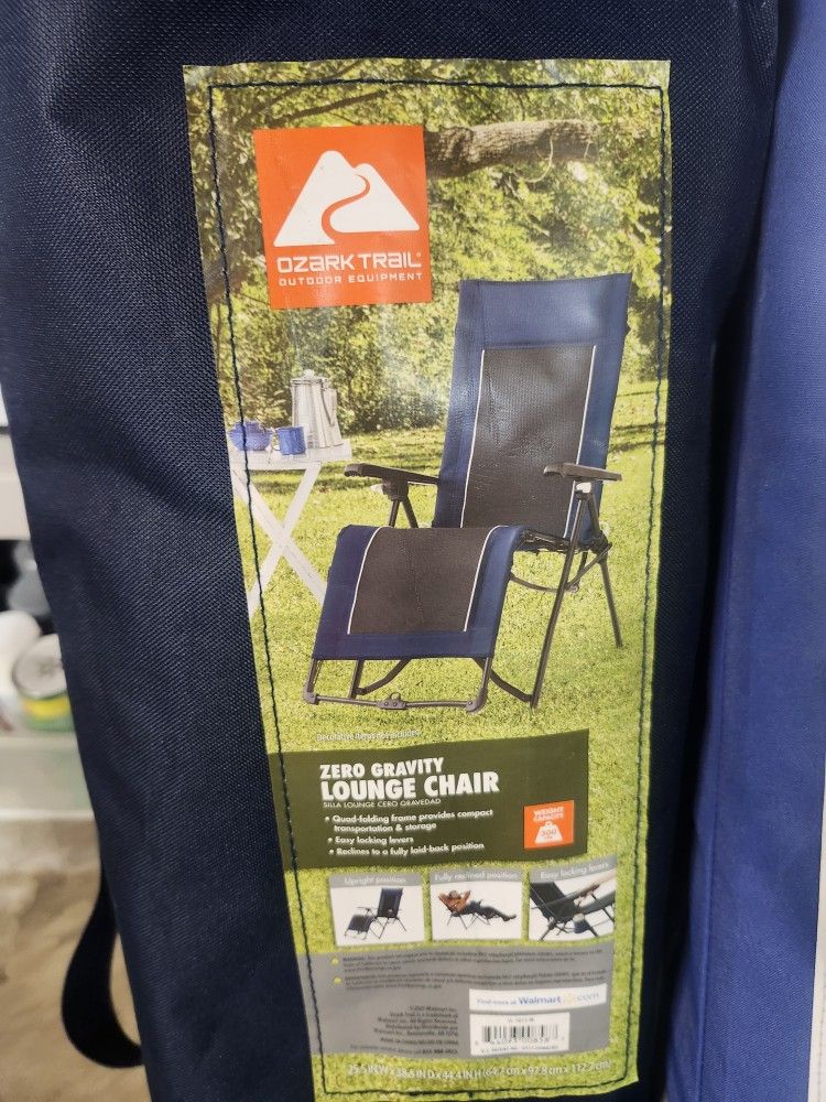 Zero Gravity Lounge Chair