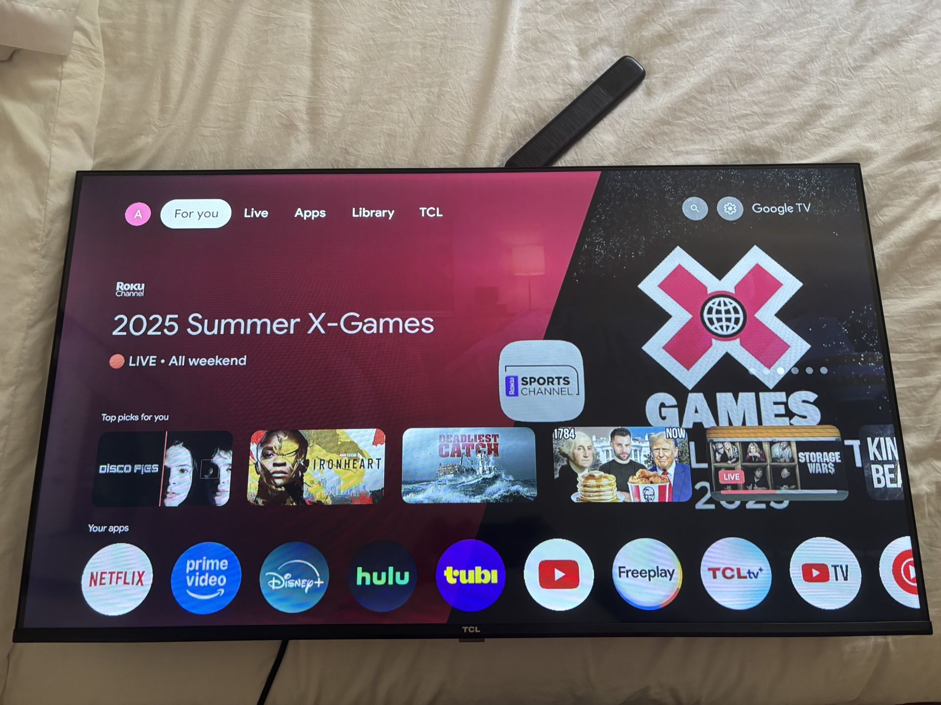 TCL TV 40” Model 40S5350G