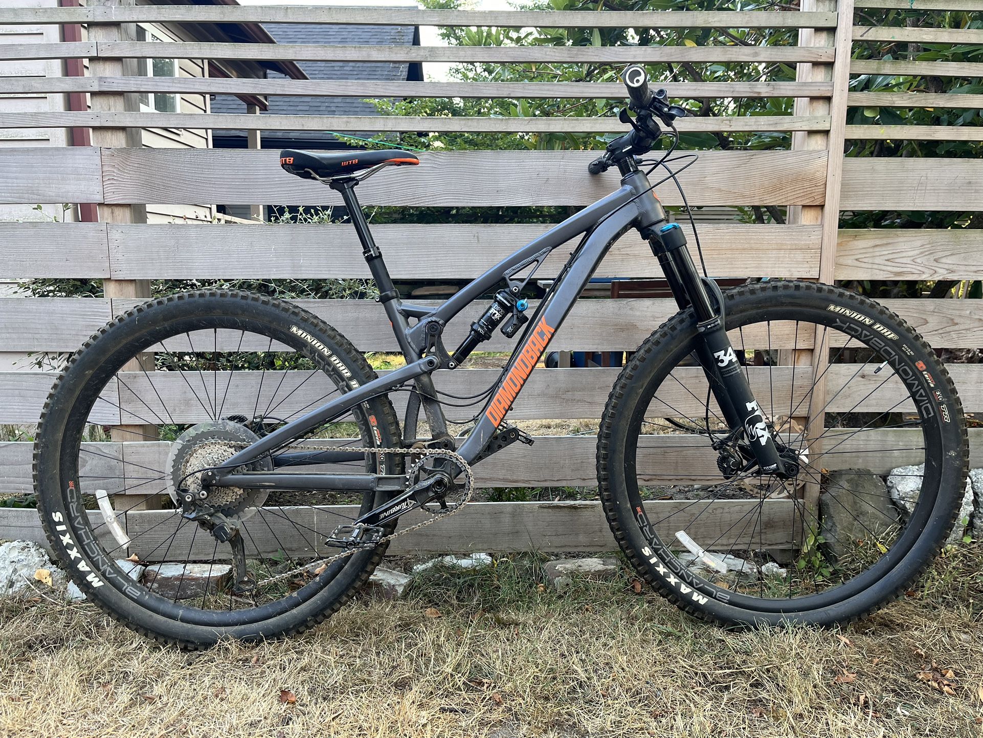 Diamondback Release 29 3 Full Suspension Trail Bike