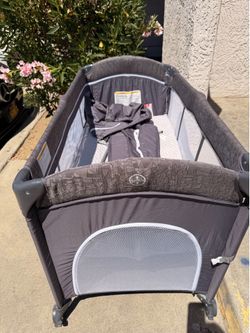 Baby crib