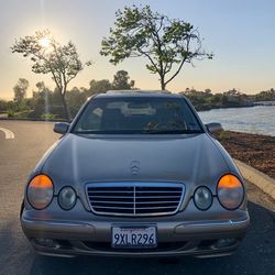 2000 Mercedes-Benz E-Class