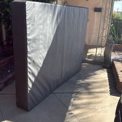 Box Spring 