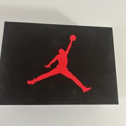 Jordan 3 Retro Varsity Royal Size 9