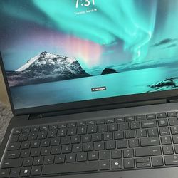 Dell Pro Max 16 (2025) – 32GB RAM – Excellent Condition