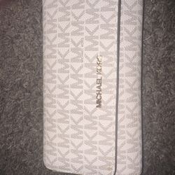 Micheal Kors Wallets New 
