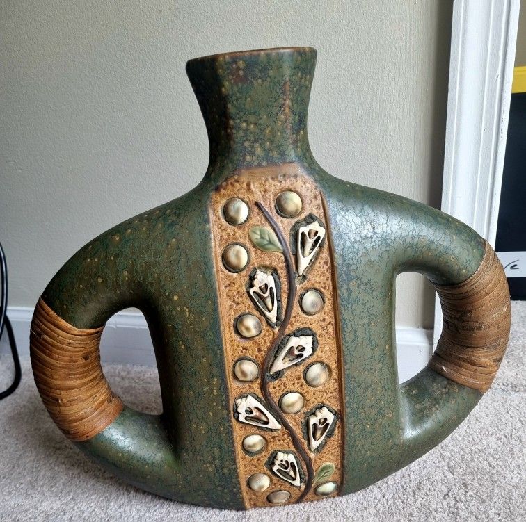 Ceramic Vase with Shell Inlay & Bamboo-Wrapped Handles – Earth Tone Decor