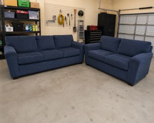 Blue two piece couch + loveseat  set