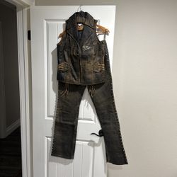 Brand New Harley Davidson Women's Distressed Leather Vest / Pant Combo