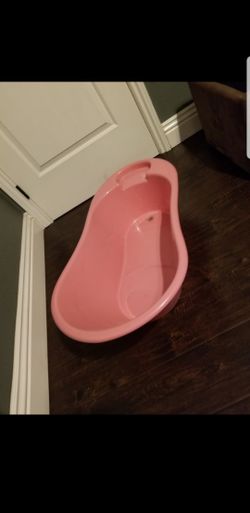 Baby bath tub