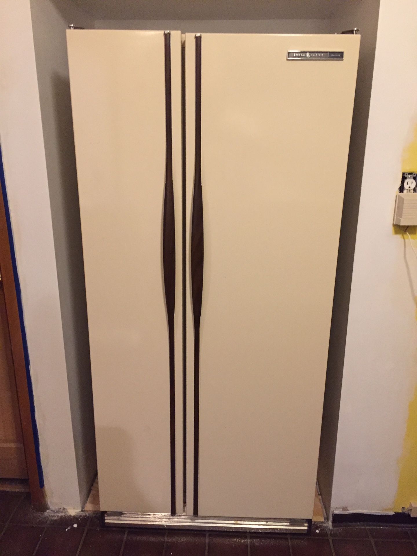 Tappan/GE Gas Stove and Side by Side Refrigerator for Sale in Chicago