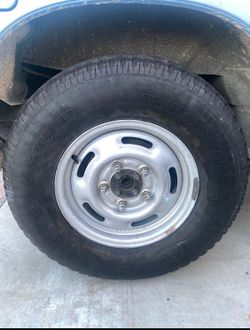 4 4c Goodyear Wrangler 235/75/15 Off-road Tires with 5x5.5 rims