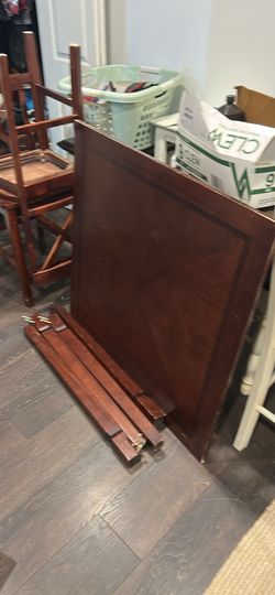 Pub Table and 4 chairs