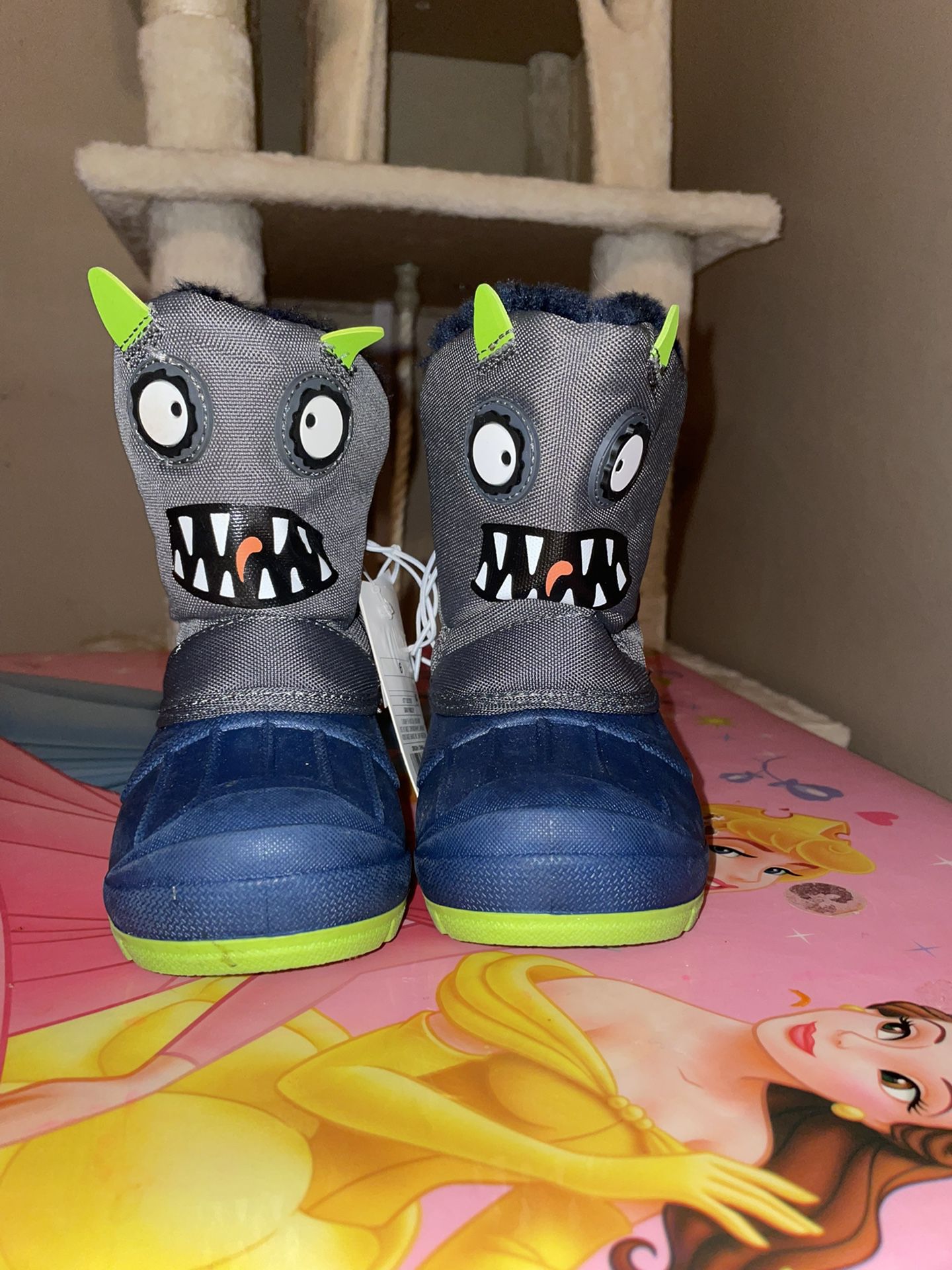 Cat & Jack Toddler Boots Size 6