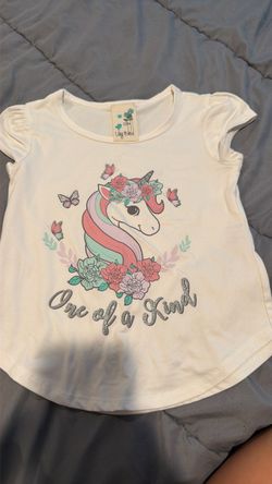 Unicorn Graphic Tee