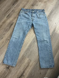 Men’s Levi’s in Good Used Condition 35x32