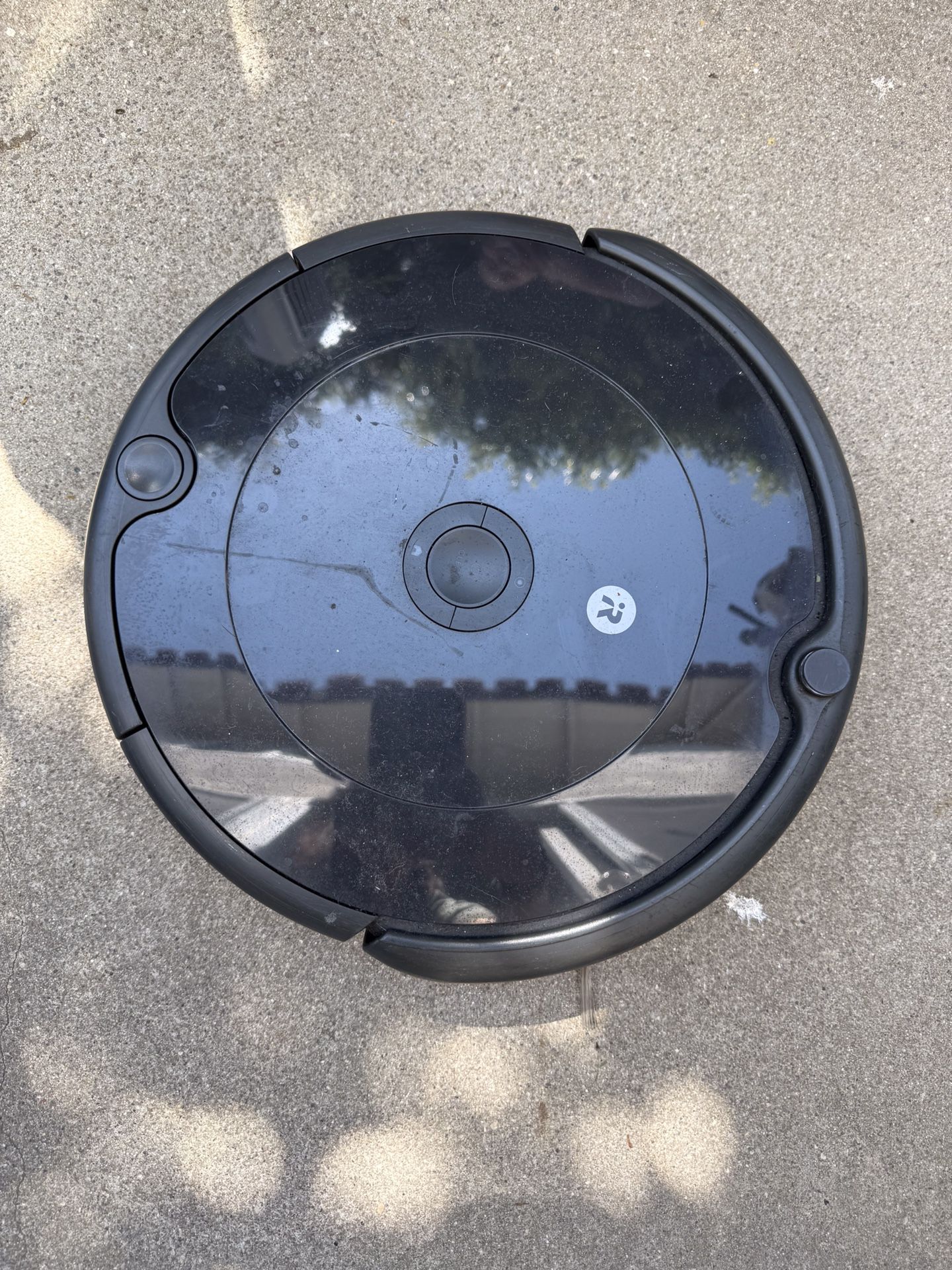 IRobot Roomba 692 Model Vacuum