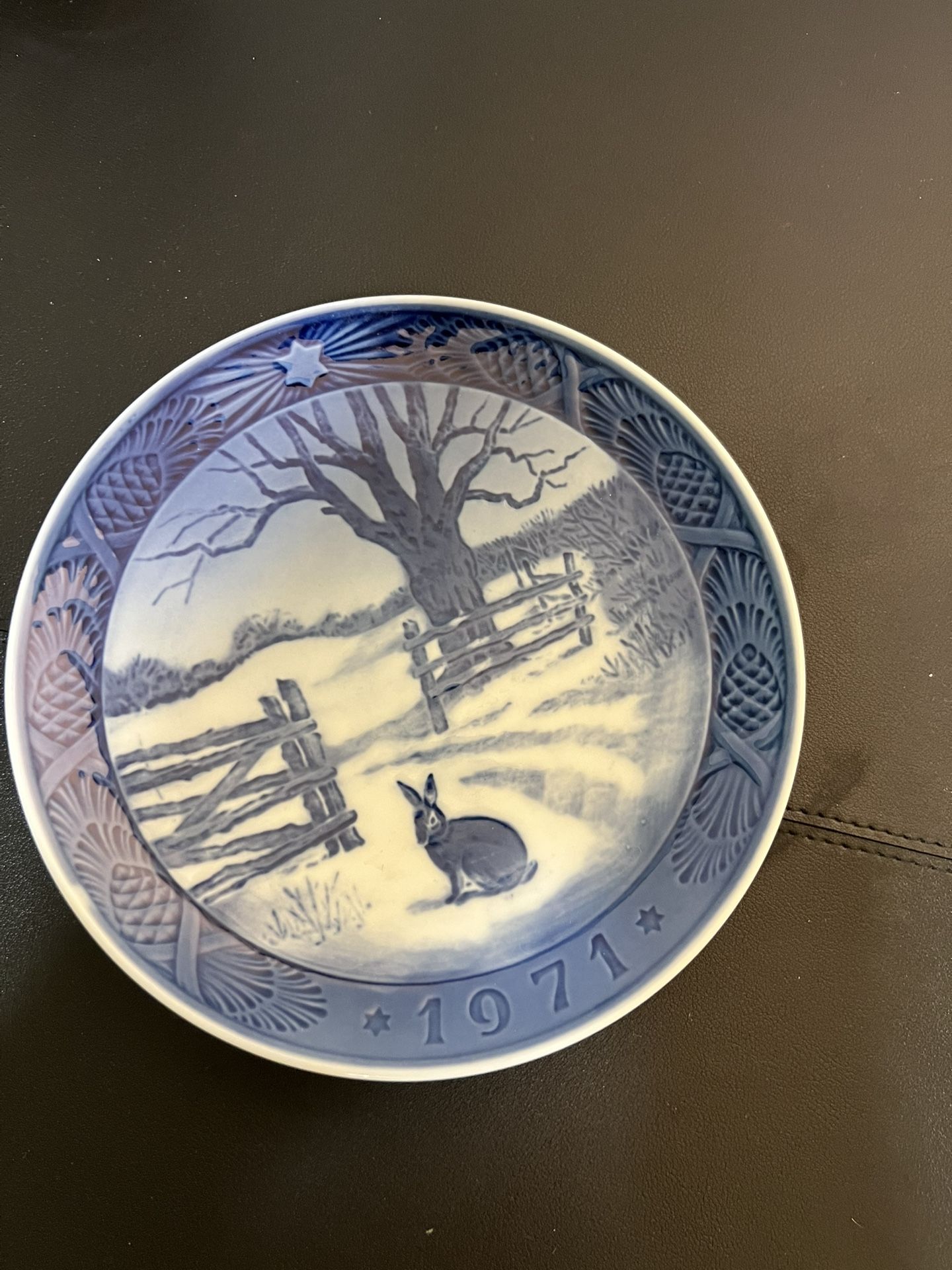 Royal Copenhagen 1971 Christmas Plate Hare in Winter, 7”
