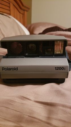 Polaroid 1200i