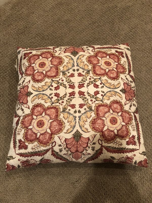 Pottery Barn 20” indoor/outdoor Throw Pillow for Sale in