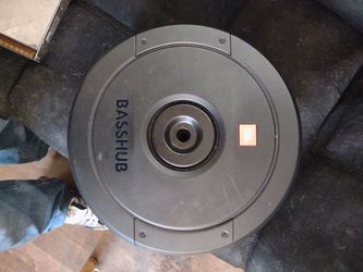 JBL BASSHUB