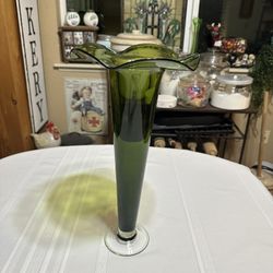 Large Emerald Green Art Glass Vase