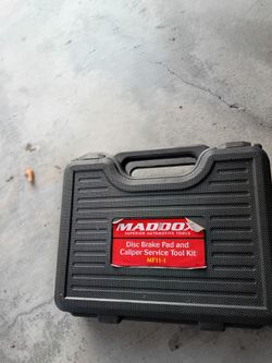 Rear disc brake caliper tool