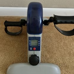 Sturdy Floor Exercise Bike Petals 