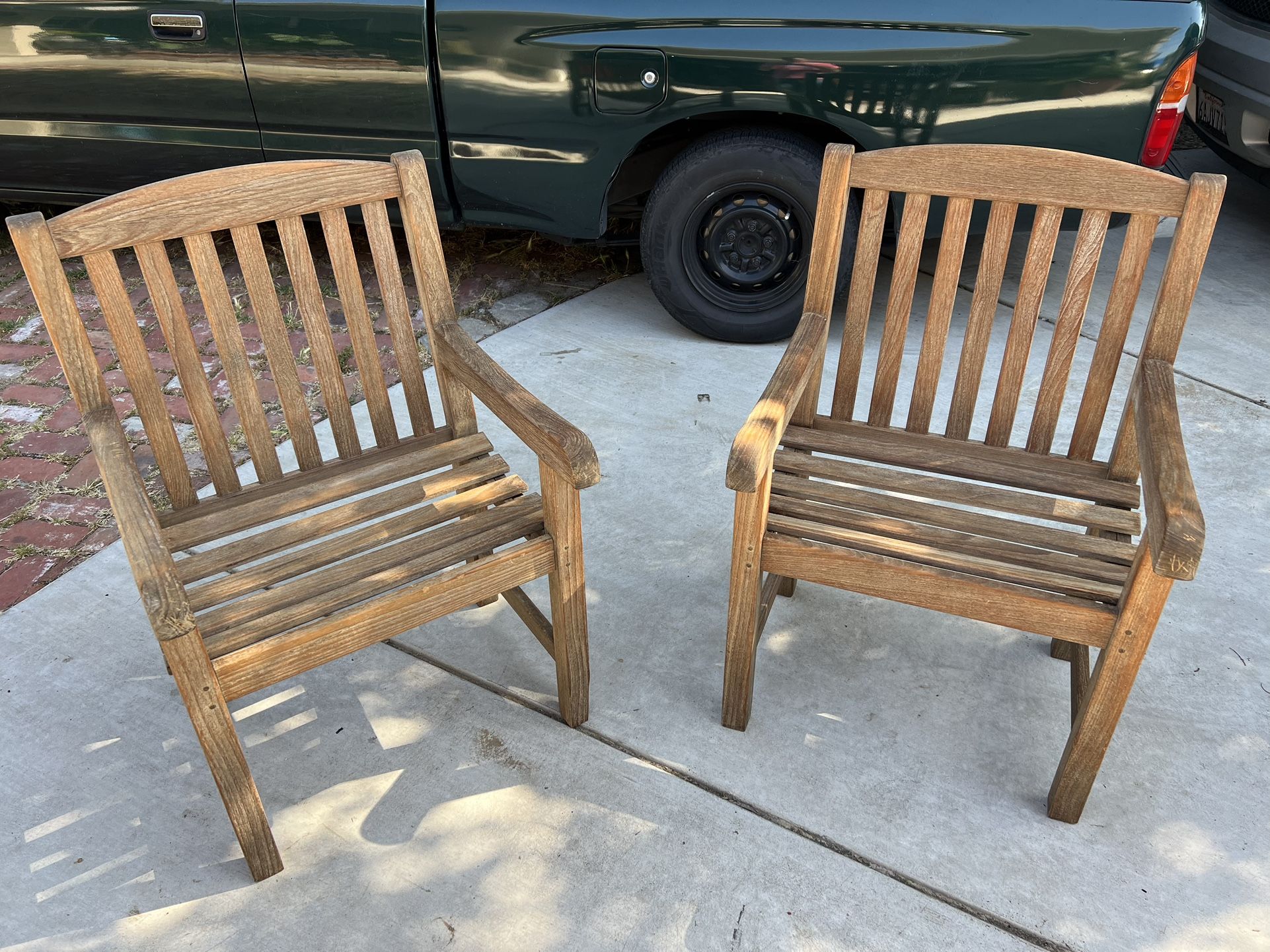 Set Of 2 Vintage Smith And Hawken Teak Chairs