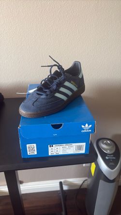 Adidas Navy Handball Spezial Women’s size 8.5