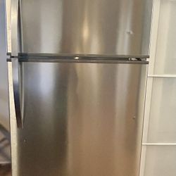 Kenmore Refrigerator 